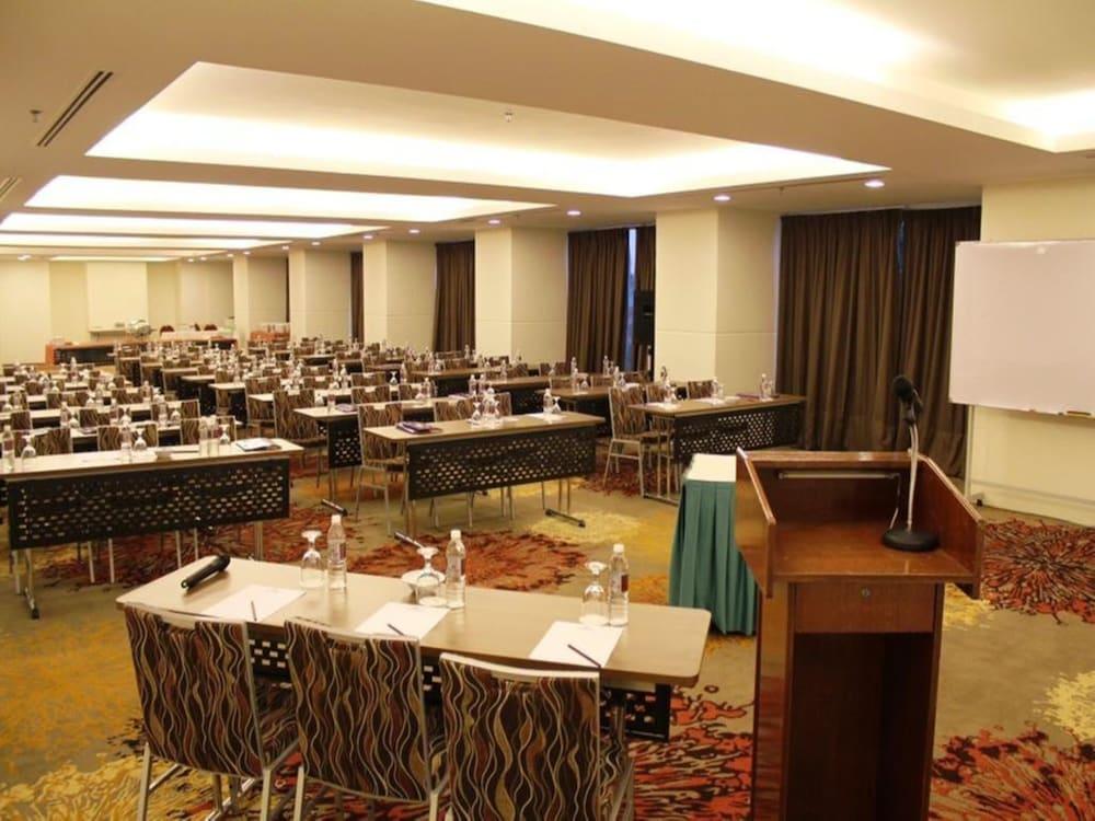 Hotel Royal Kuala Lumpur Exterior foto