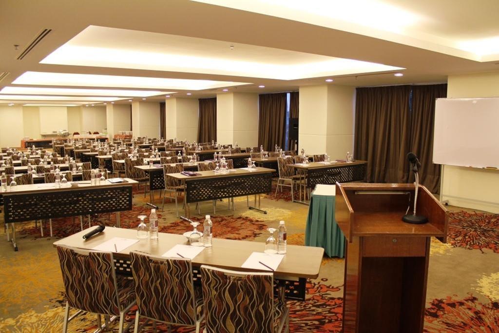 Hotel Royal Kuala Lumpur Exterior foto